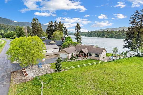43.2 Acres of Land with Home for Sale in Ione, Washington