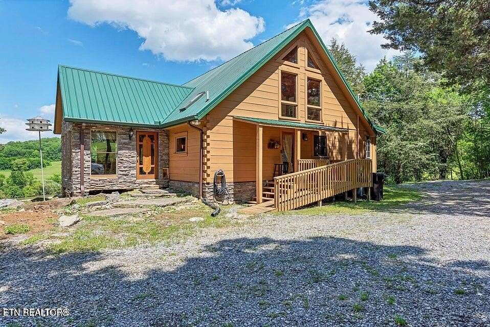 7.47 Acres of Land with Home for Sale in Louisville, Tennessee