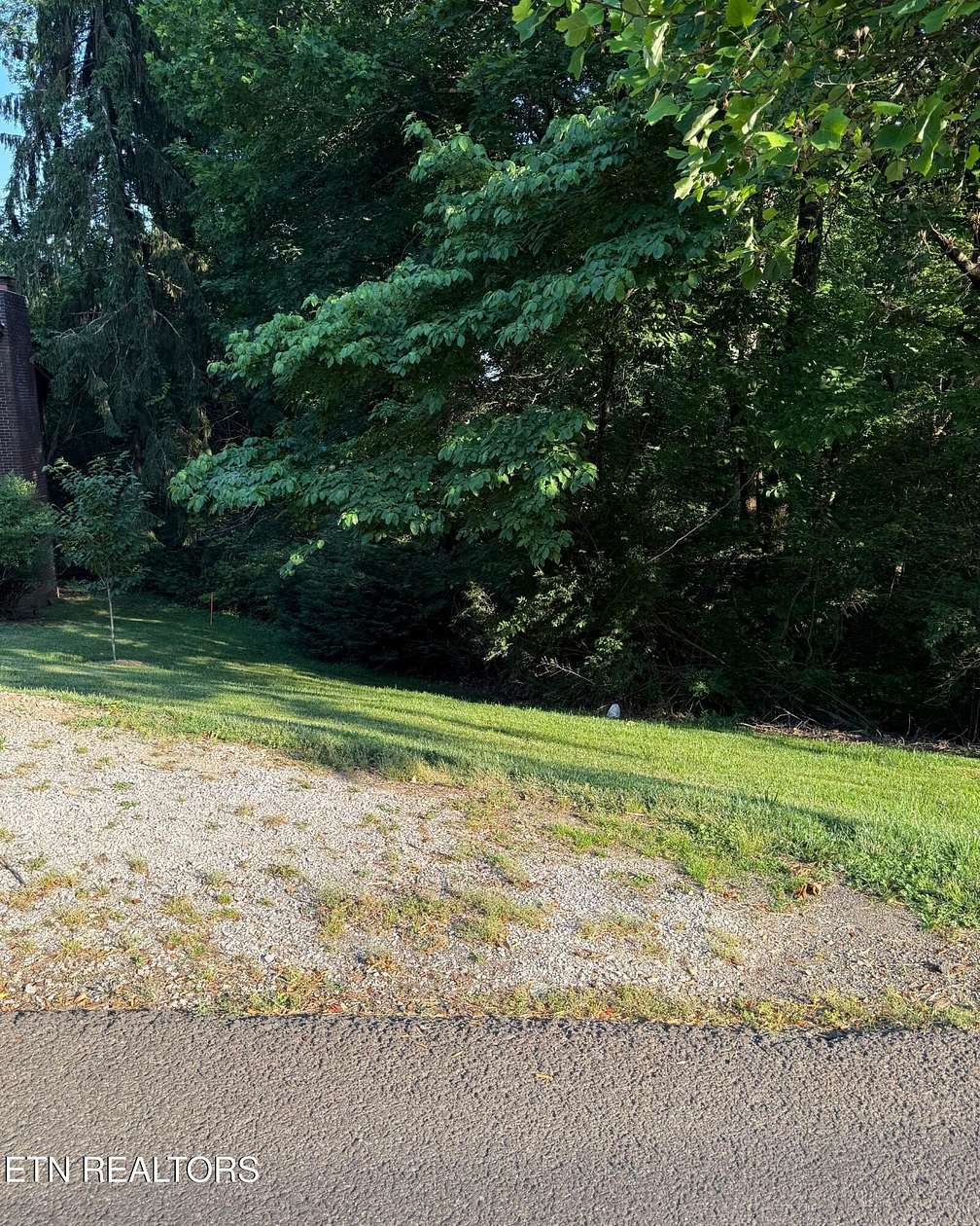 0.67 Acres of Residential Land for Sale in Knoxville, Tennessee