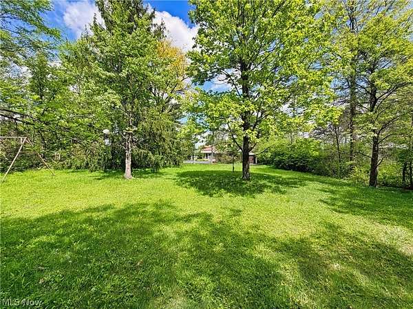 1.67 Acres of Land with Home for Sale in Brecksville, Ohio