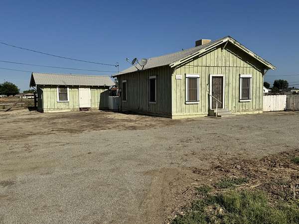 2 Acres of Land with Home for Sale in Porterville, California