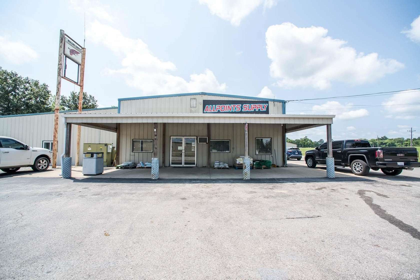 2 Acres of Commercial Land for Sale in Bicknell, Indiana