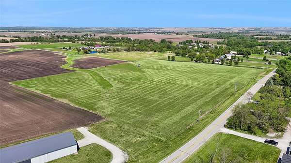4 Acres of Residential Land for Sale in Cambridge, Iowa