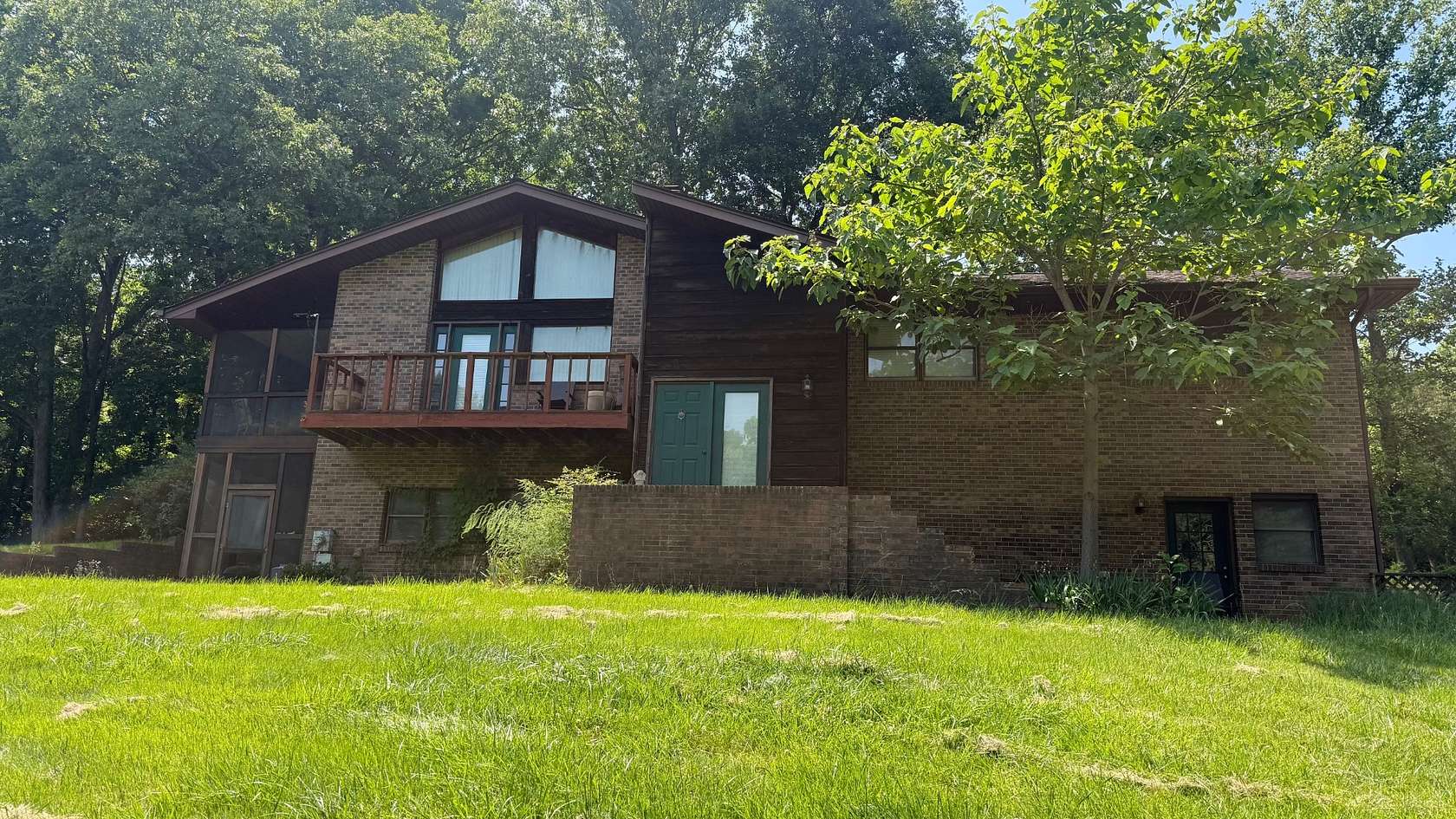 10.2 Acres of Land with Home for Sale in Greenbrier, Tennessee