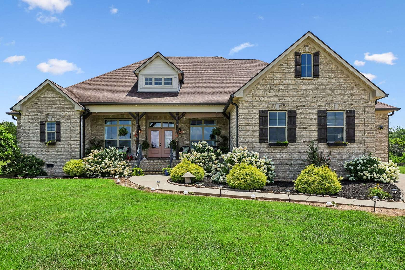 5 Acres of Land with Home for Sale in Murfreesboro, Tennessee