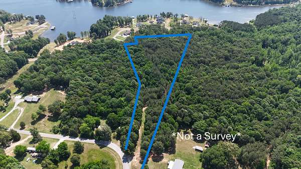 9.1 Acres of Residential Land for Sale in Huntingdon, Tennessee