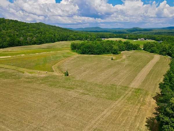 5 Acres of Land for Sale in Cookeville, Tennessee
