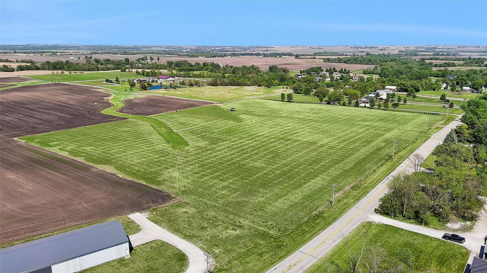 4 Acres of Residential Land for Sale in Cambridge, Iowa