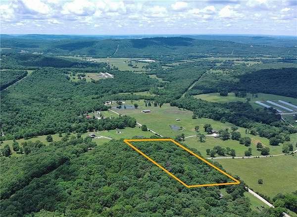 5 Acres of Residential Land for Sale in Elkins, Arkansas