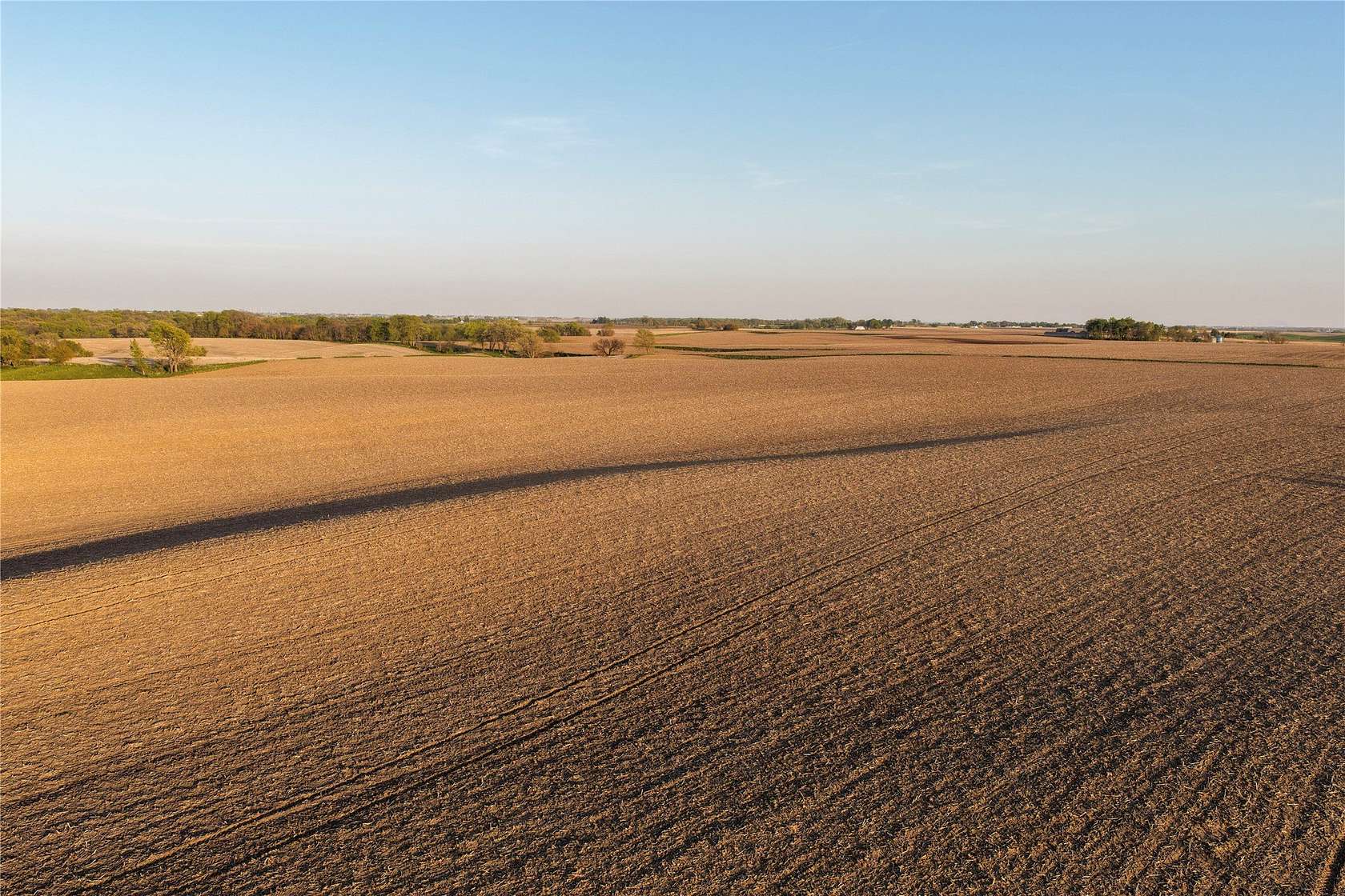 137 Acres of Land for Sale in Reasnor, Iowa