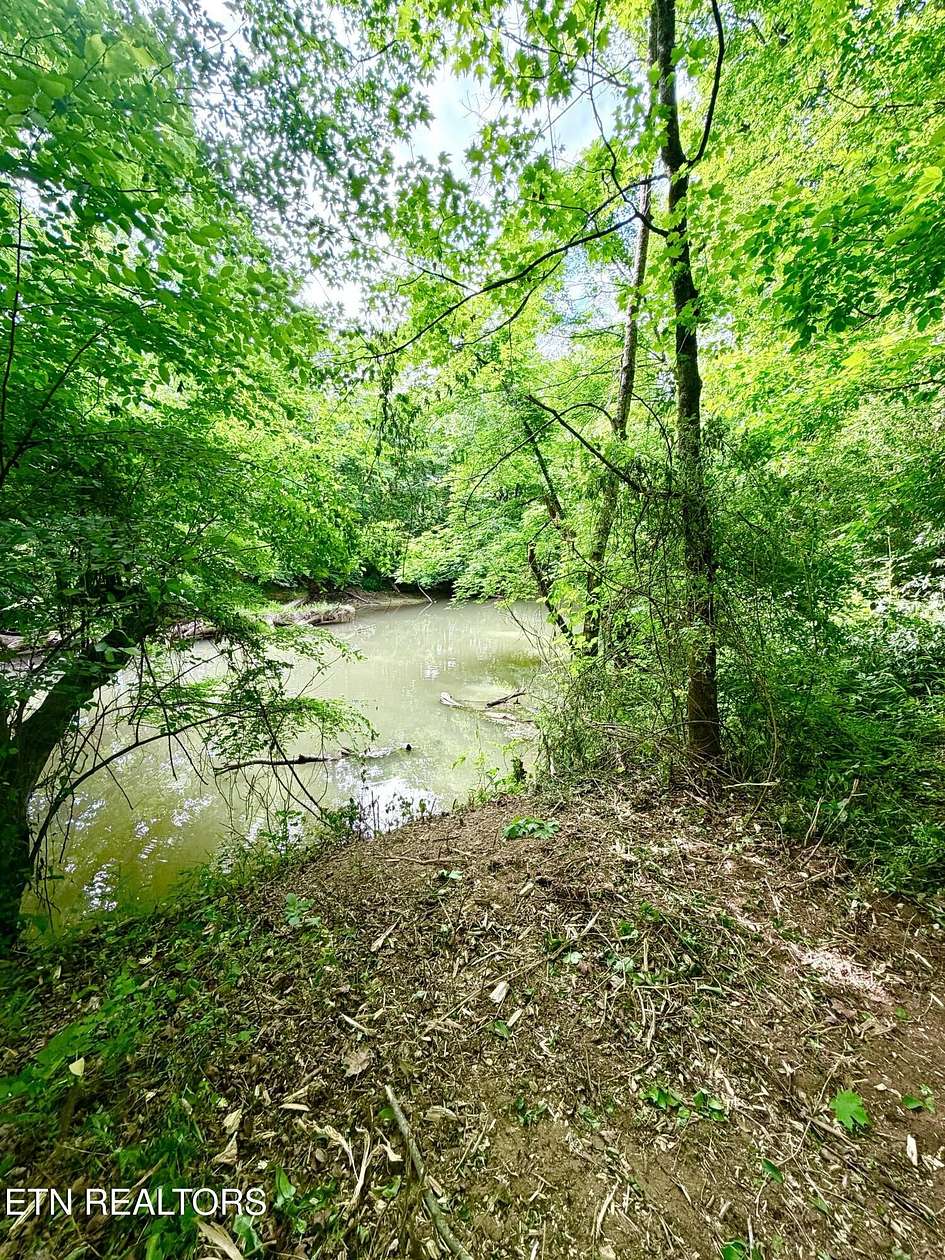 1.2 Acres of Residential Land for Sale in Maryville, Tennessee