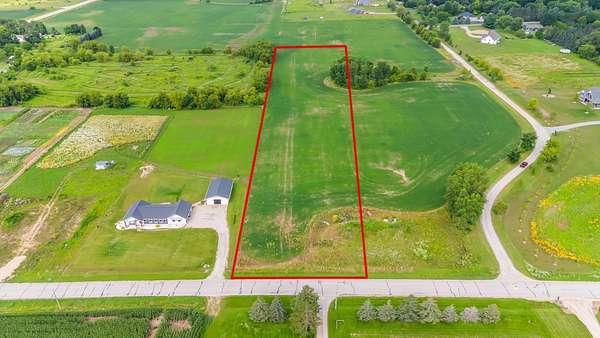 5 Acres of Residential Land for Sale in Hortonville, Wisconsin