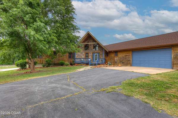 10 Acres of Improved Land for Sale in Webb City, Missouri