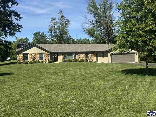 1.89 Acres of Land with Home for Sale in Sullivan, Indiana