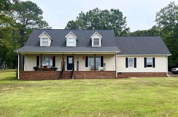 3 Acres of Land with Home for Sale in Huntingdon, Tennessee