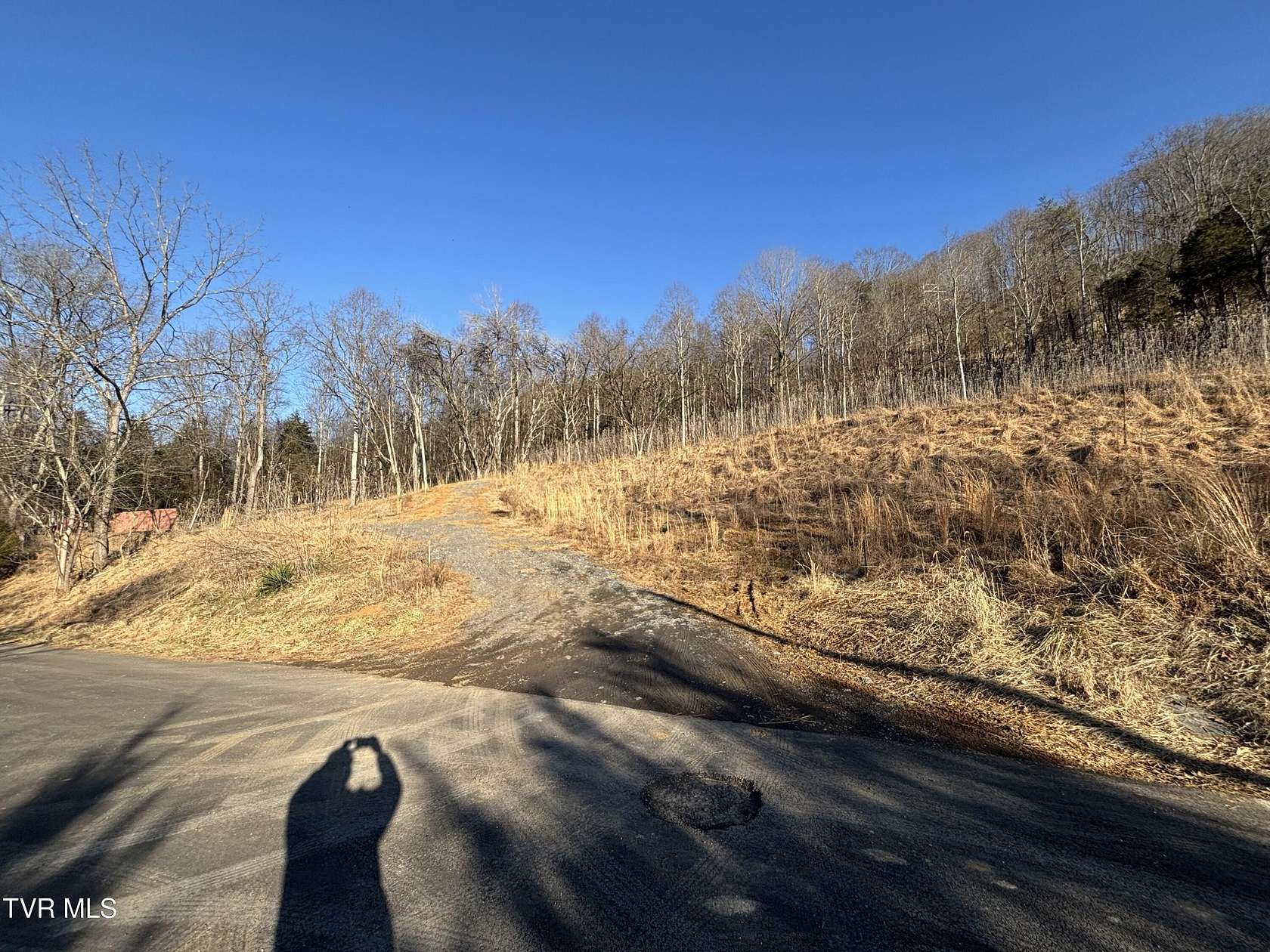5 Acres of Residential Land for Sale in Kingsport, Tennessee