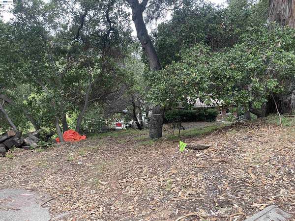 0.29 Acres of Residential Land for Sale in Oakland, California