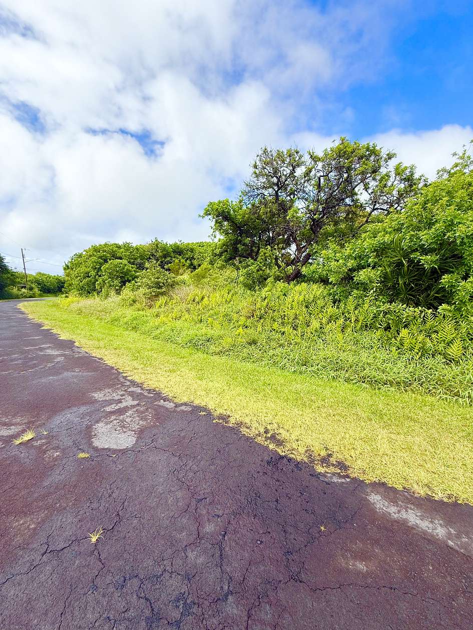 0.34 Acres of Residential Land for Sale in Nāʻālehu, Hawaii