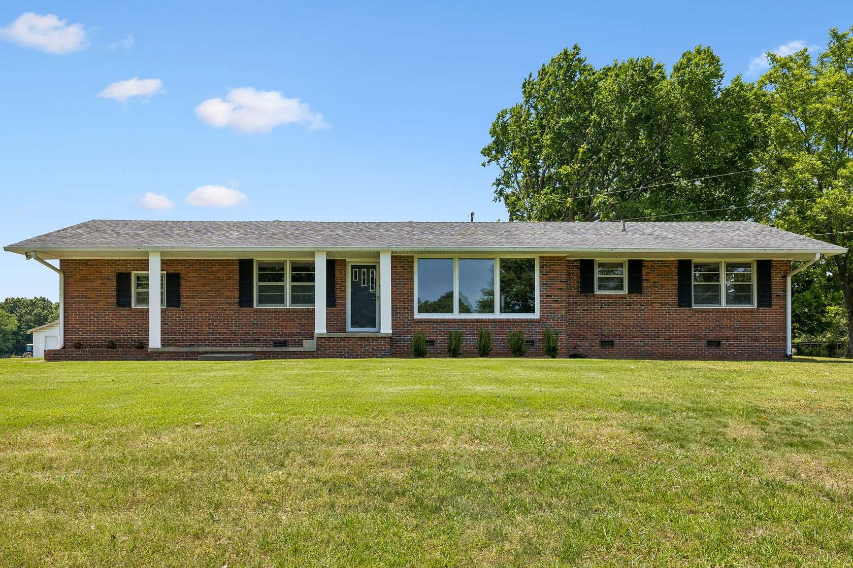 3.33 Acres of Land with Home for Sale in Clarksville, Tennessee