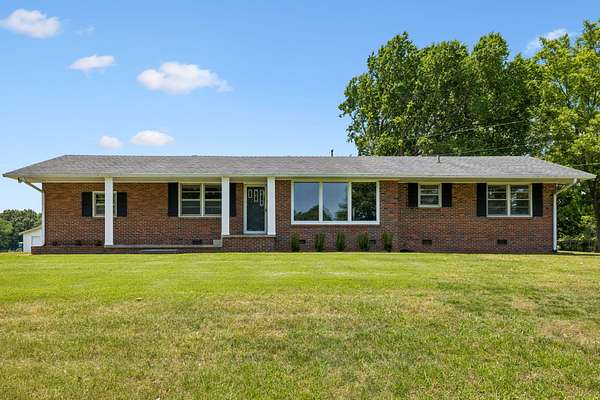 3.33 Acres of Land with Home for Sale in Clarksville, Tennessee