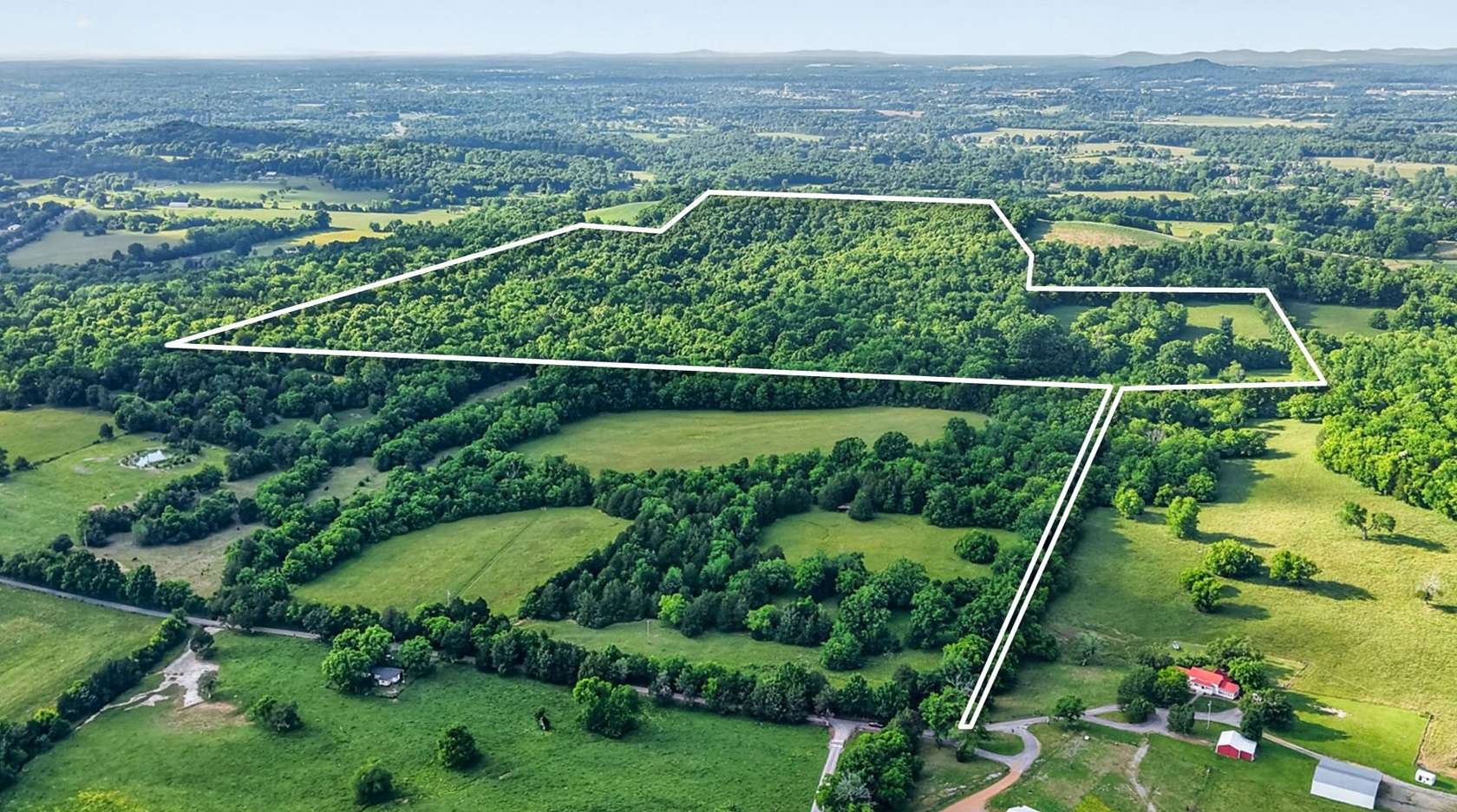 120 Acres of Recreational & Residential Land for Sale in Shelbyville, Tennessee