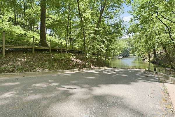 0.37 Acres of Residential Land for Sale in Savannah, Tennessee