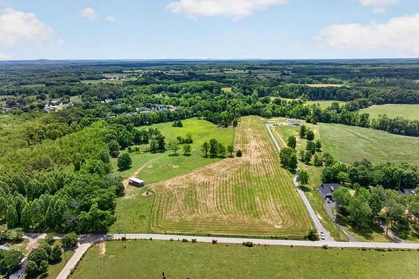 Residential Land for Auction in Baxter, Tennessee