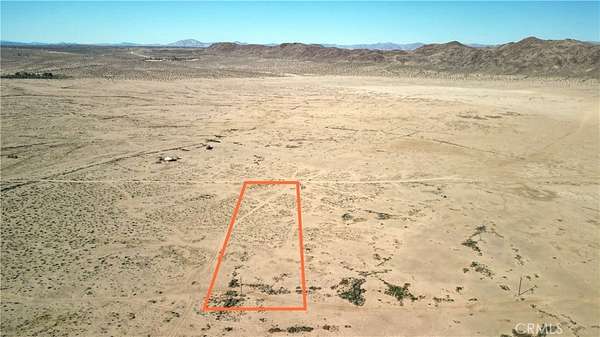 2.5 Acres of Land for Sale in Joshua Tree, California