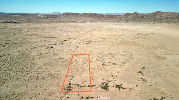 2.5 Acres of Land for Sale in Joshua Tree, California
