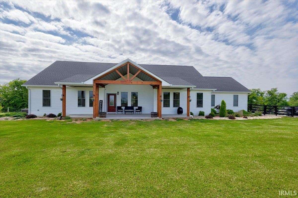 6 Acres of Land with Home for Sale in Bloomfield, Indiana