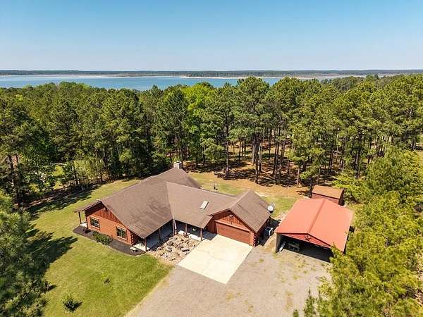 2.67 Acres of Land with Home for Sale in Broaddus, Texas