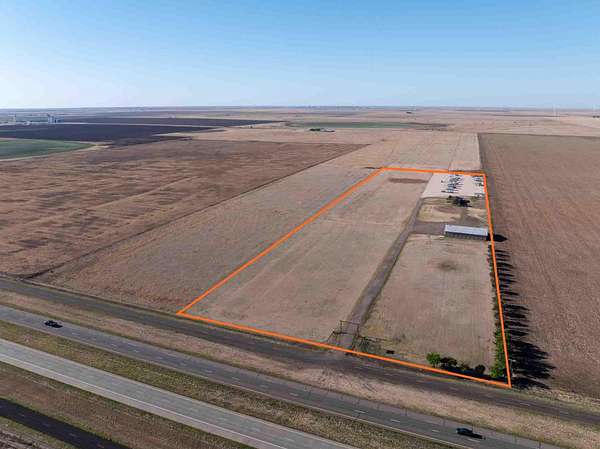 28 Acres of Improved Mixed-Use Land for Sale in Panhandle, Texas