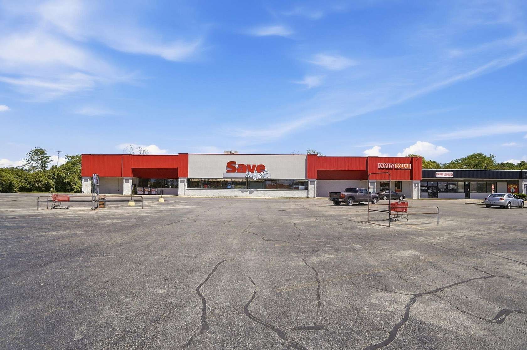 4.5 Acres of Improved Commercial Land for Sale in Fairborn, Ohio