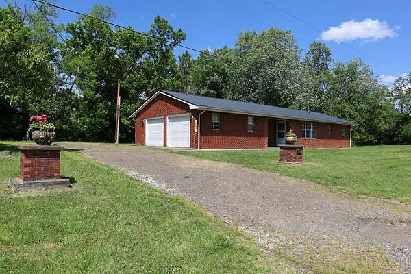 1.5 Acres of Land with Home for Sale in South Shore, Kentucky