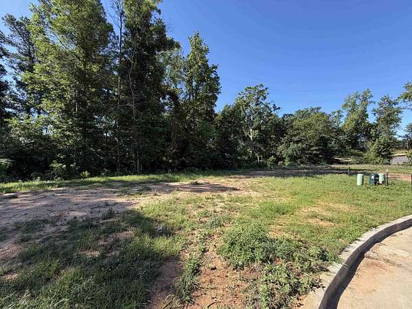 1.6 Acres of Residential Land for Sale in Longview, Texas