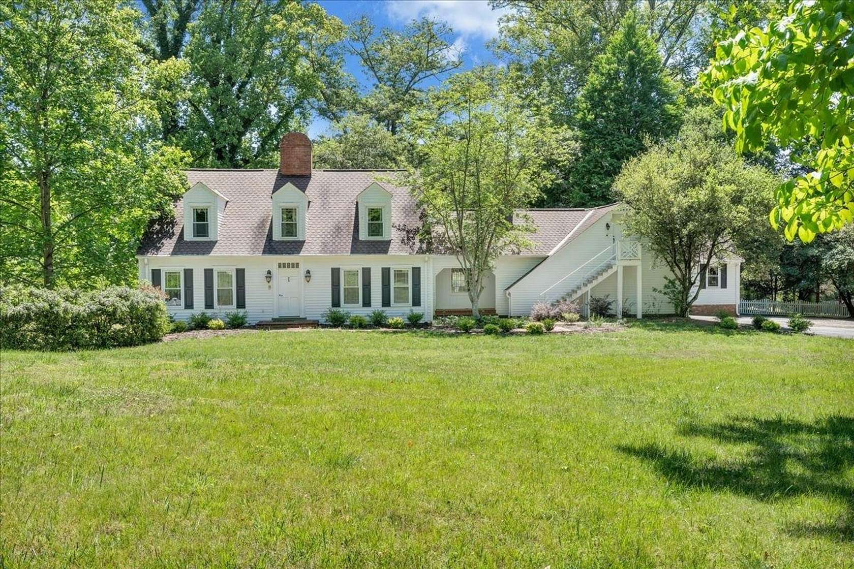 14.2 Acres of Recreational Land with Home for Sale in Martinsville, Virginia