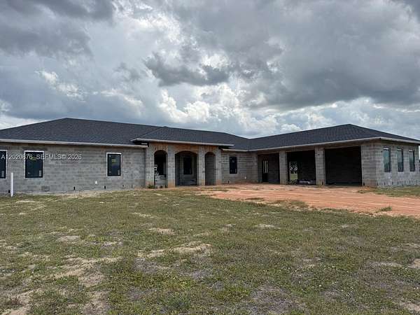 1.83 Acres of Land with Home for Sale in Lake Placid, Florida
