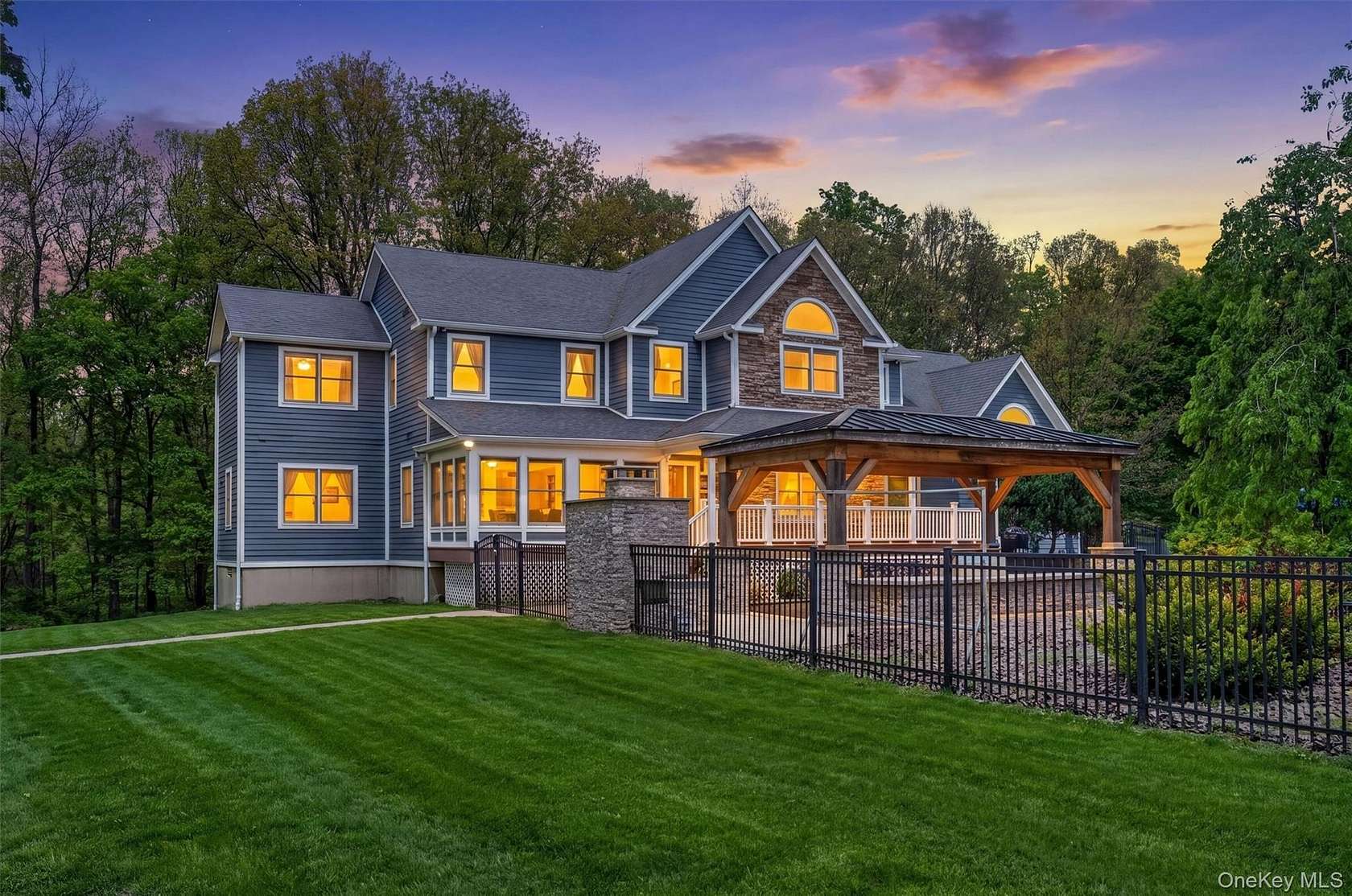 12.7 Acres of Land with Home for Sale in Middletown, New York
