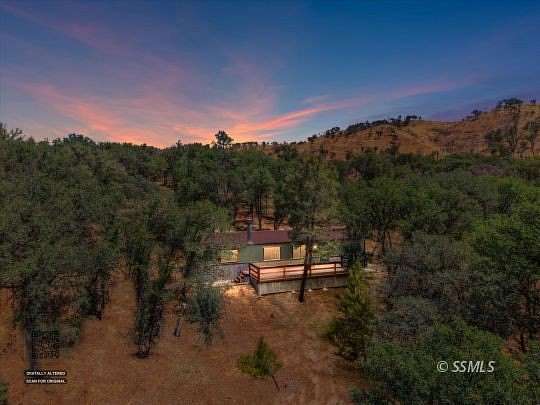 25.8 Acres of Agricultural Land with Home for Sale in Caliente, California