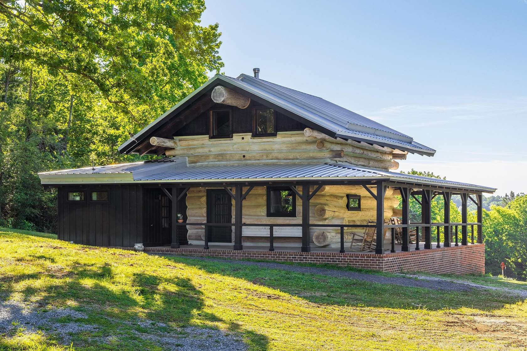 18 Acres of Recreational Land with Home for Sale in Harrison, Tennessee