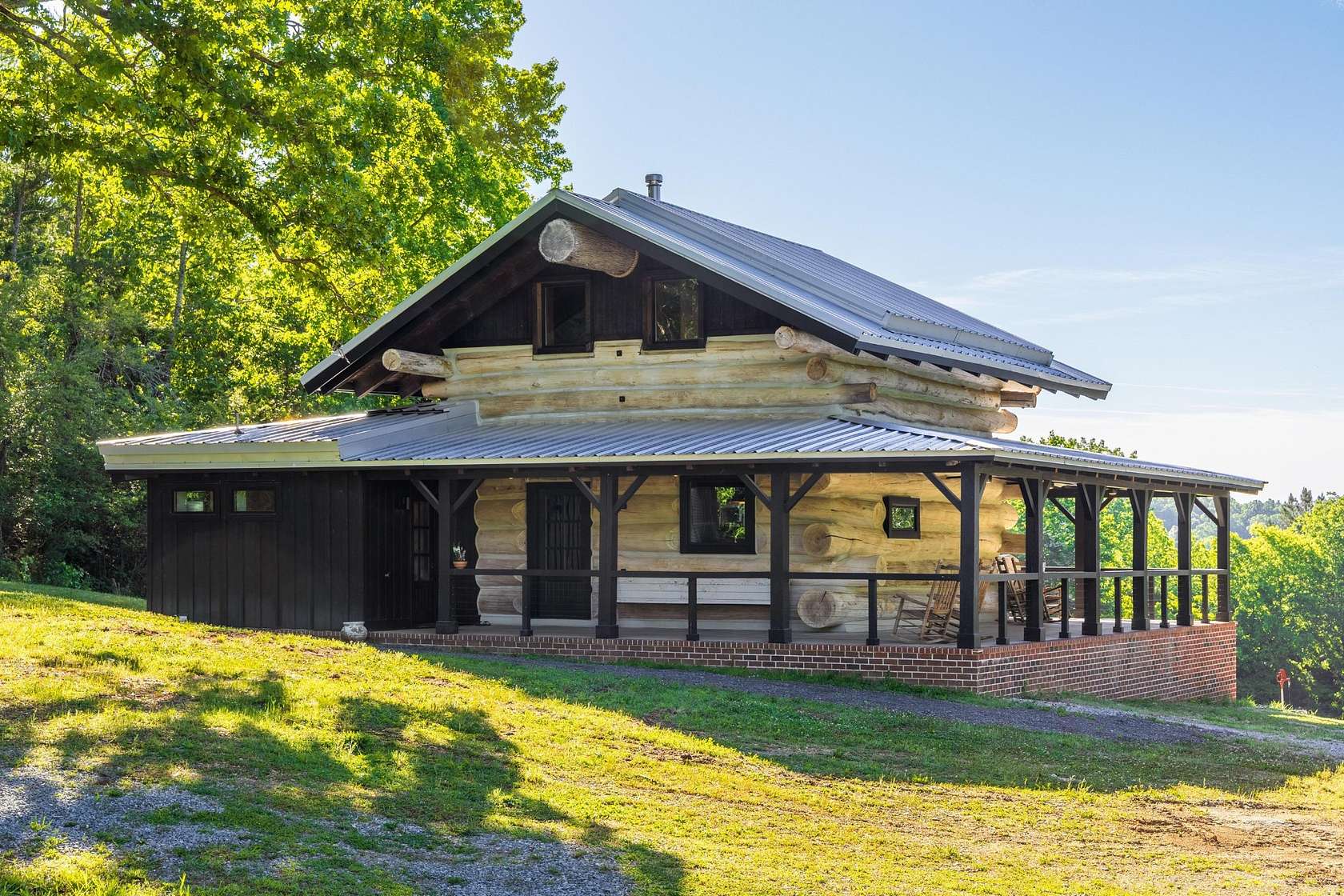 18 Acres of Recreational Land with Home for Sale in Harrison, Tennessee
