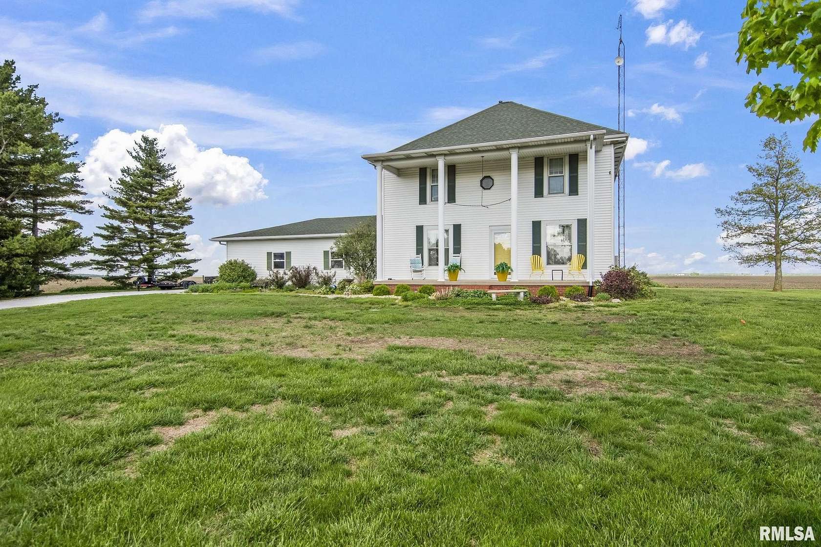 5 Acres of Land with Home for Sale in Auburn, Illinois