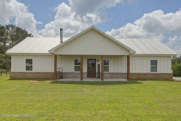7.1 Acres of Land with Home for Sale in Lumberton, Mississippi