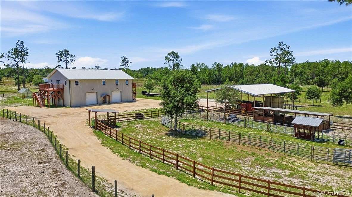 28 Acres of Land with Home for Sale in Dunnellon, Florida