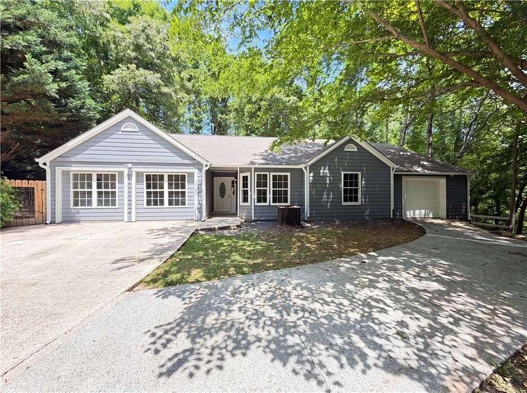 1.58 Acres of Land with Home for Sale in Woodstock, Georgia
