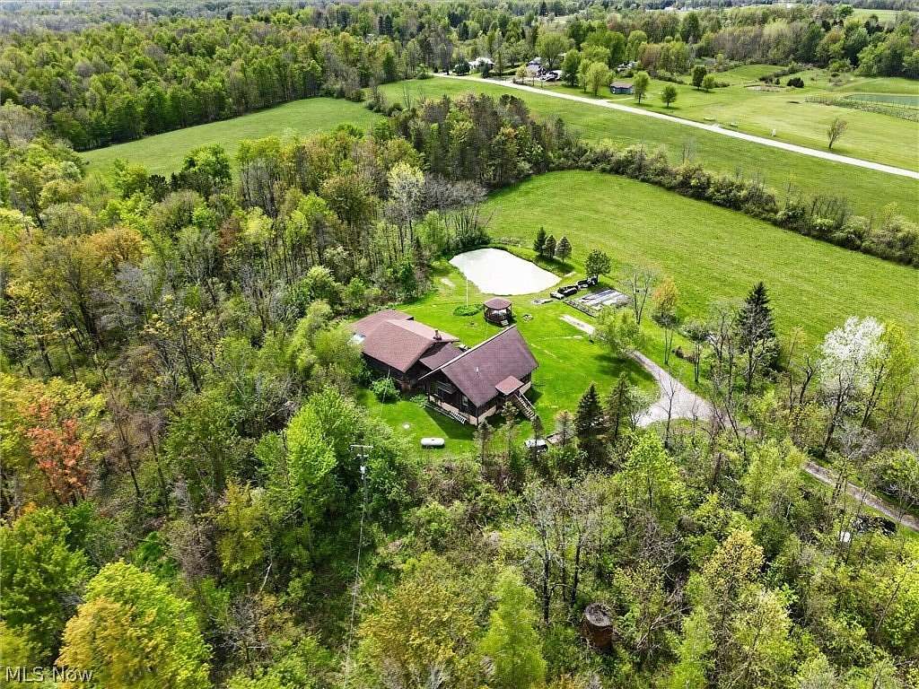 60 Acres of Land with Home for Sale in Ashtabula, Ohio