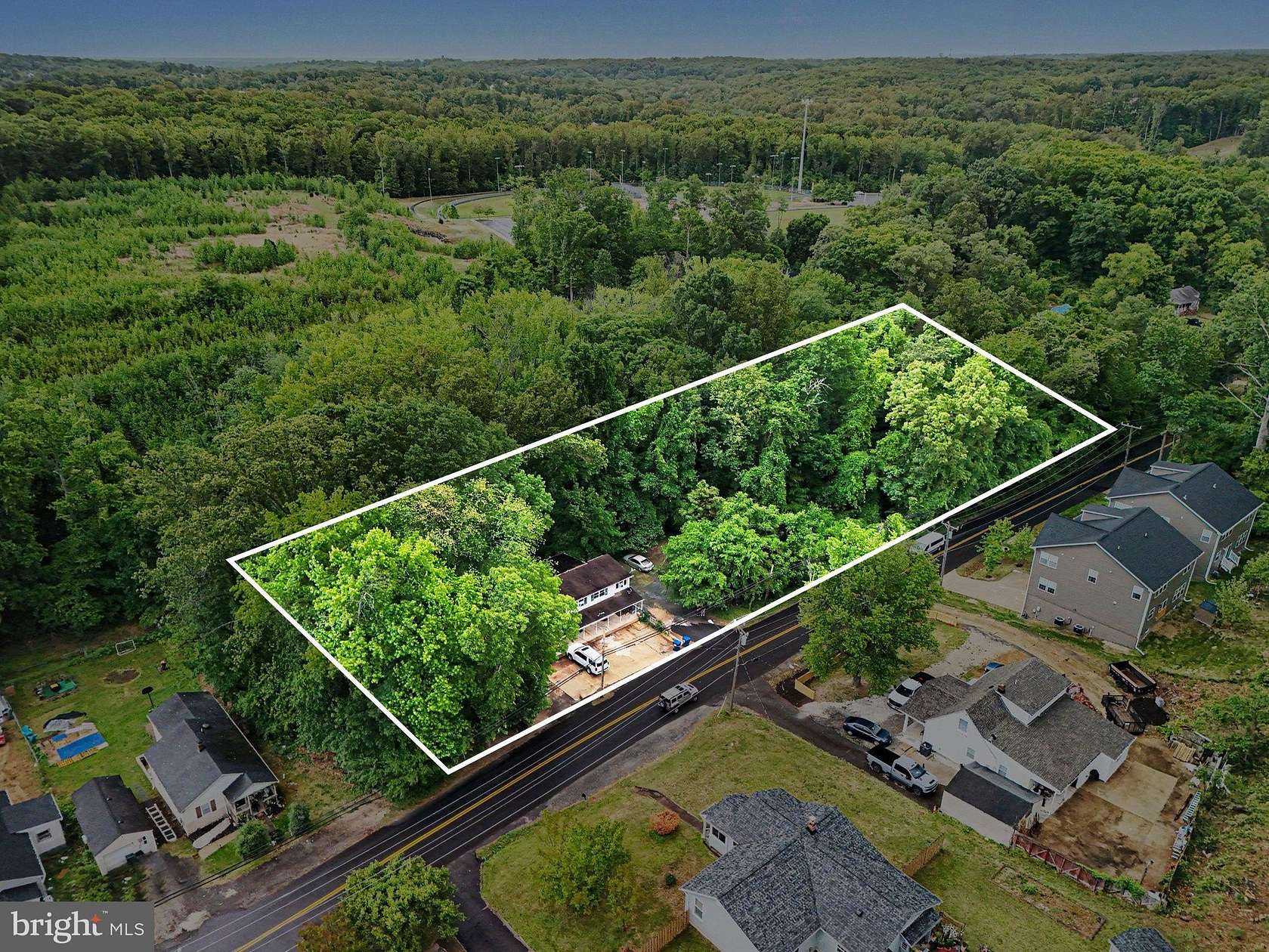 2.1 Acres of Mixed-Use Land for Sale in Triangle, Virginia