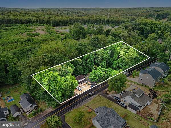 2.1 Acres of Mixed-Use Land for Sale in Triangle, Virginia