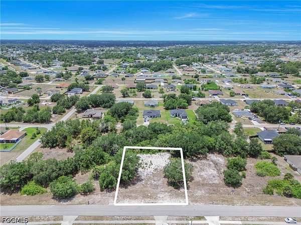 0.29 Acres of Residential Land for Sale in Lehigh Acres, Florida