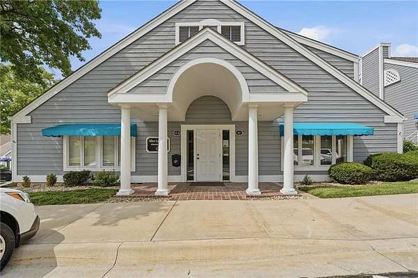 0.05 Acres of Mixed-Use Land for Sale in Liberty, Missouri